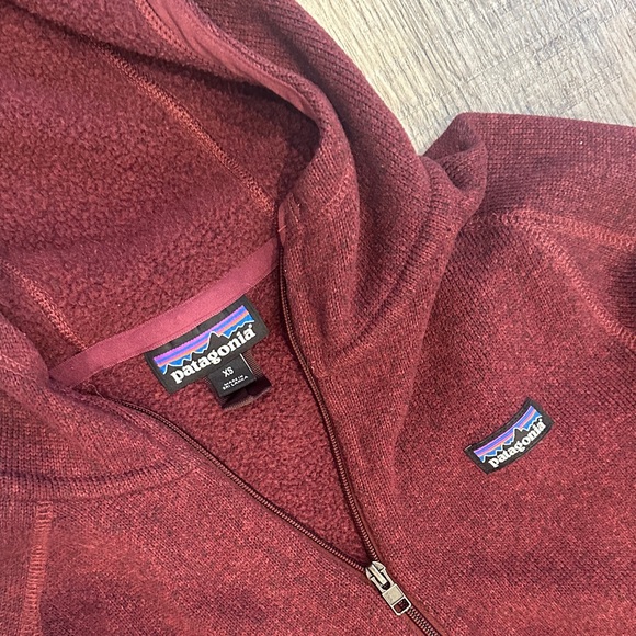 Patagonia Women's Ski Jacket - Burgundy - Picture 2 of 2